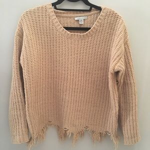 Pull over sweater